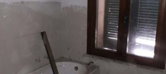 3 rooms Apartment in Pavia, Italy No. 195450 18