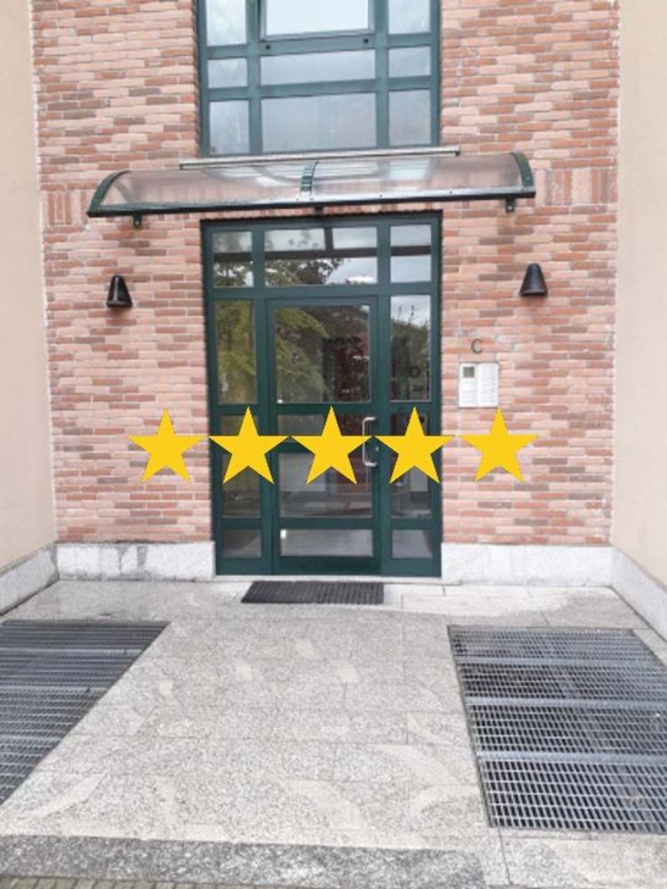 3 rooms Apartment in Pavia, Italy No. 195450