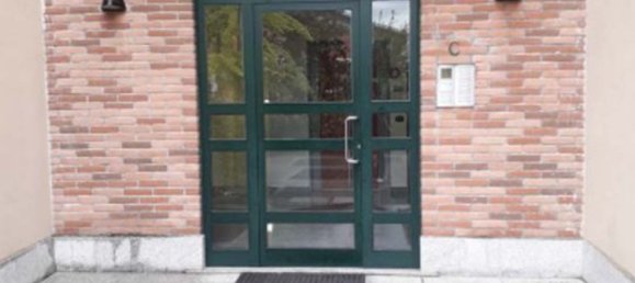 3 rooms Apartment in Pavia, Italy No. 195450 2