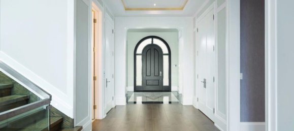 7 bedrooms House in Mississauga, Canada No. 521 4