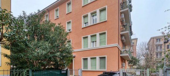 2 rooms Apartment in Bologna, Italy No. 97687 21