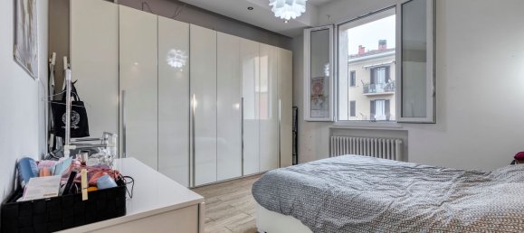 2 rooms Apartment in Bologna, Italy No. 97687 16