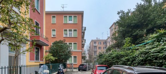 2 rooms Apartment in Bologna, Italy No. 97687 22