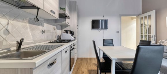 2 rooms Apartment in Bologna, Italy No. 97687 10