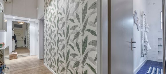 2 rooms Apartment in Bologna, Italy No. 97687 2