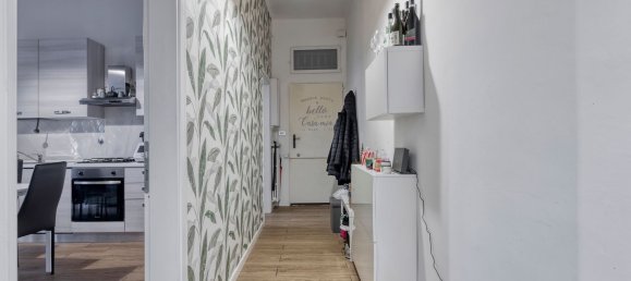 2 rooms Apartment in Bologna, Italy No. 97687 4