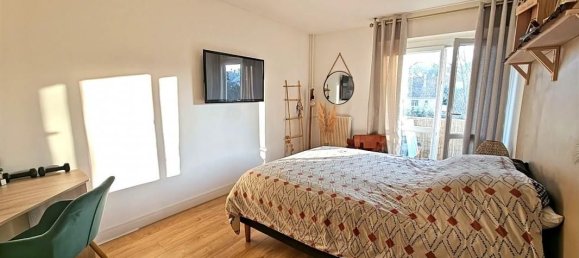 2 bedrooms Apartment in Chambourcy, France No. 140075 8