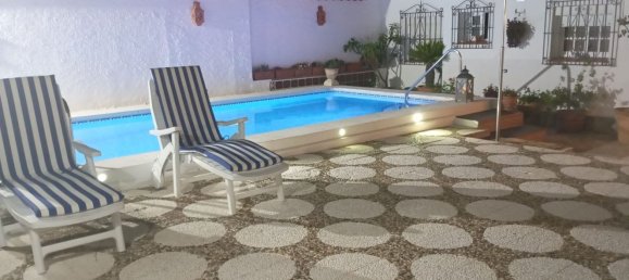 Casa de 3 dormitorios en San Luis de Sabinillas, Spain No. 148385 49