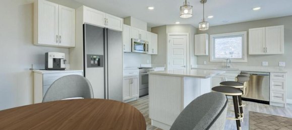Apartamento com 2 quartos em condomínio em British Columbia, Canada N.º 1291 4