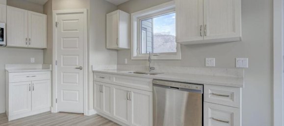 Apartamento com 2 quartos em condomínio em British Columbia, Canada N.º 1291 6