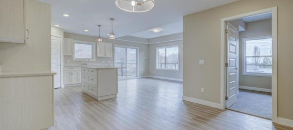 Apartamento com 2 quartos em condomínio em British Columbia, Canada N.º 1291 7