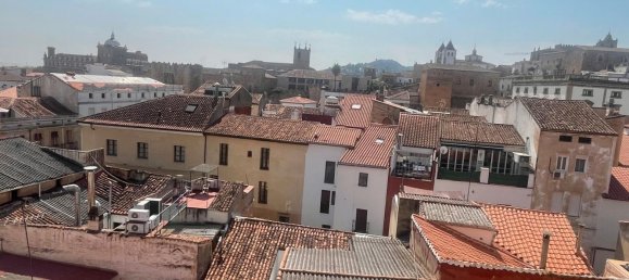 Квартира с 4 спальнями в Касерес, Испания № 140182 3