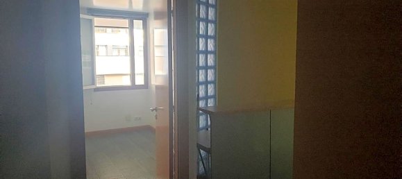 Imóvel comercial em Santander, Spain 90 m² N.º 26341 8