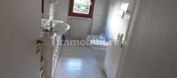 Apartamento de 3 dormitorios en Bergamo, Italy No. 119470 3