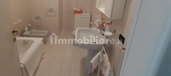 Apartamento de 3 dormitorios en Bergamo, Italy No. 119470 4