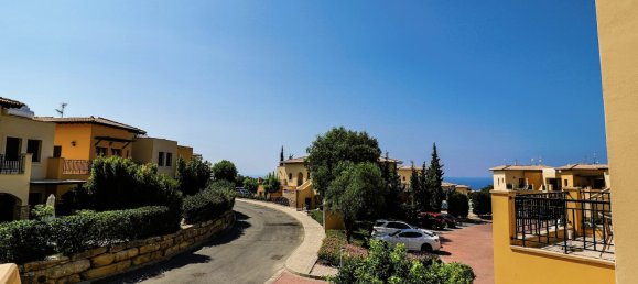 Apartamento de 2 dormitorios en Aphrodite Hills, Cyprus No. 22396 12