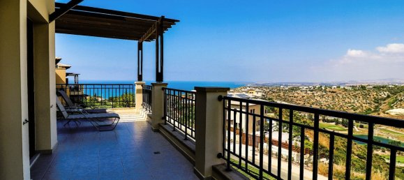 Apartamento de 2 dormitorios en Aphrodite Hills, Cyprus No. 22396 4