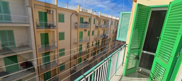 Apartamento de 3 habitaciónes en Molfetta, Italy No. 25409 9