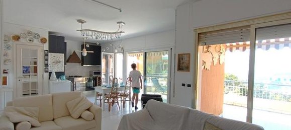 3-Zimmer Penthouse in Sanremo, Italy, Nr. 302889 6