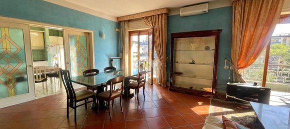 Apartamento de 4 dormitorios en San Giorgio a Cremano, Italy No. 347451 7