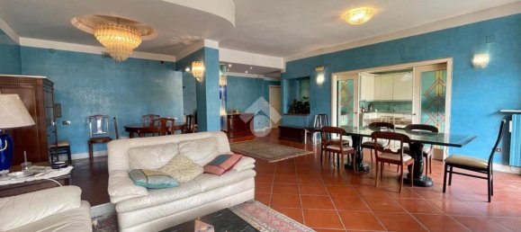 Apartamento de 4 dormitorios en San Giorgio a Cremano, Italy No. 347451 8