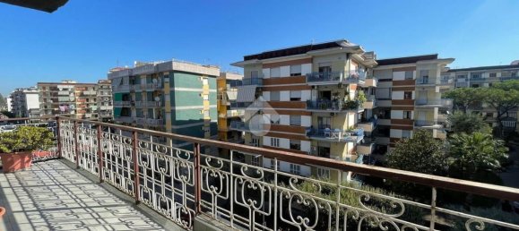 Apartamento de 4 dormitorios en San Giorgio a Cremano, Italy No. 347451 9