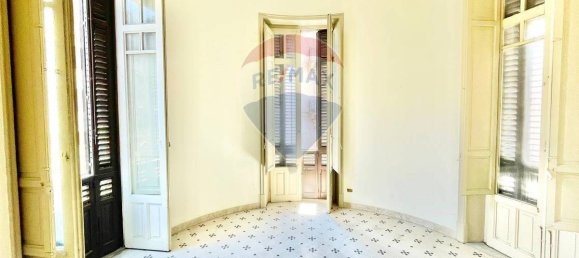 6 bedrooms Apartment in Palermo, Italy No. 328479 20
