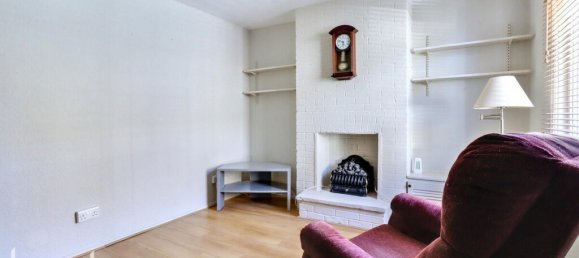 2 bedrooms House in South Croydon, United Kingdom No. 4868 3