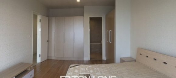 3 bedrooms Apartment in Tay Ho, Vietnam No. 2006 8