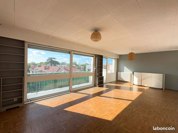 Apartamento de 2 dormitorios en Ermont, France No. 359115