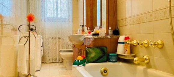 Apartamento T3 em Rome, Italy N.º 222428 56