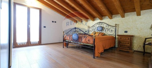 4-salle Appartement à Fontanella, Italy No. 27280 46
