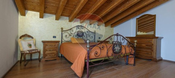 4-salle Appartement à Fontanella, Italy No. 27280 19