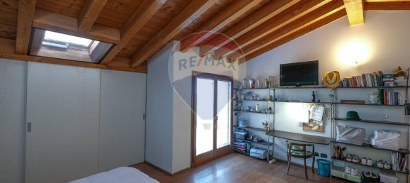 4-salle Appartement à Fontanella, Italy No. 27280 27