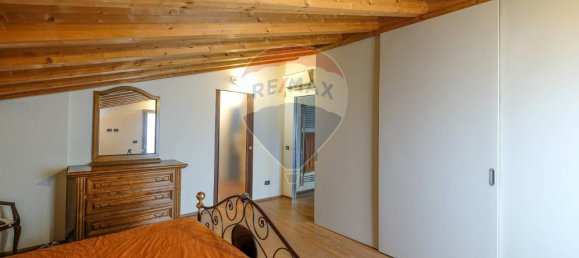 4-salle Appartement à Fontanella, Italy No. 27280 20