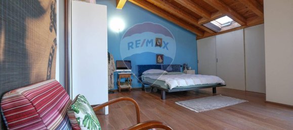 4-salle Appartement à Fontanella, Italy No. 27280 25