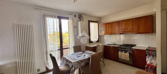 Квартира с 3 комнатами в Конельяно, Италия № 216228 4