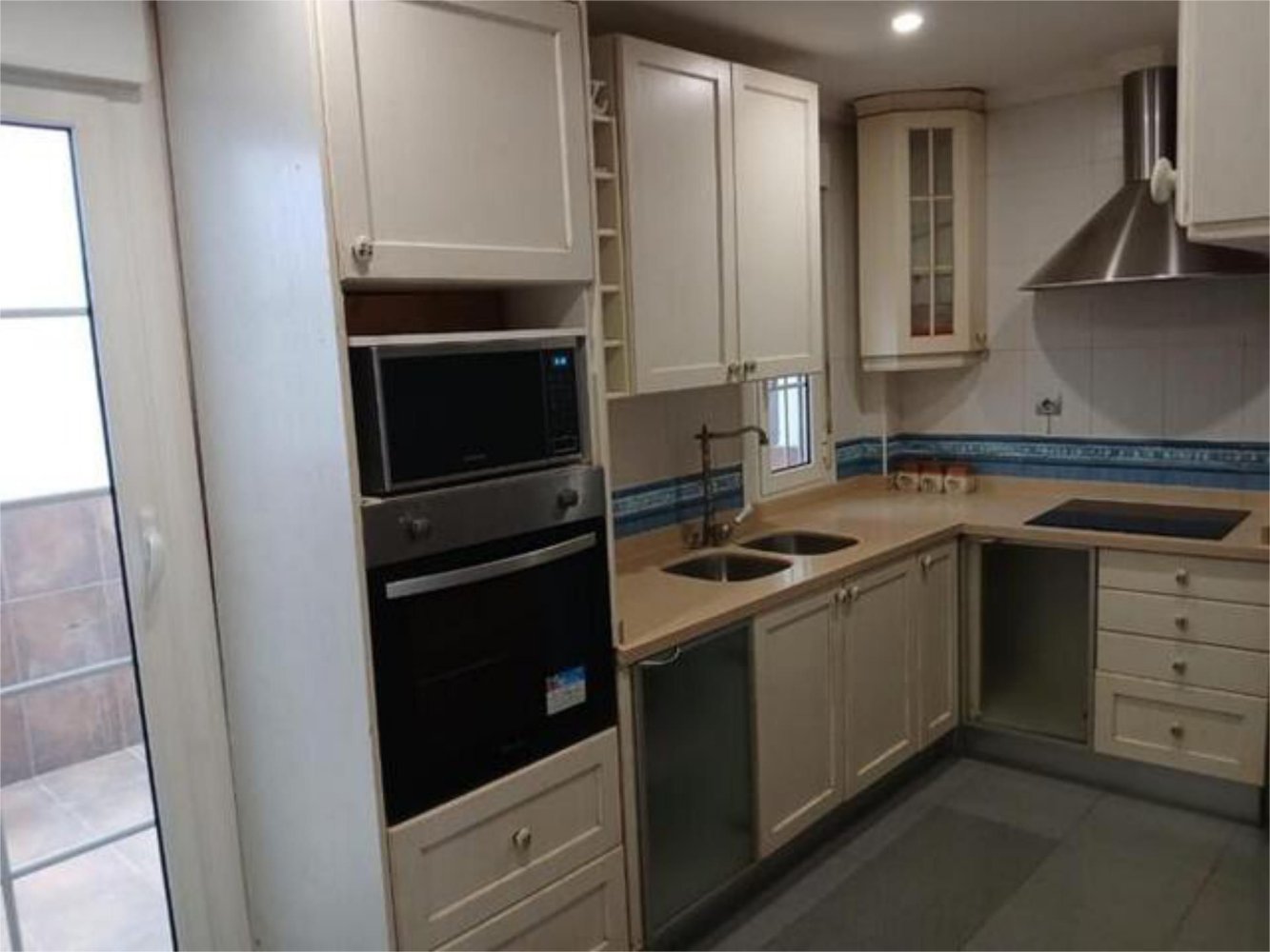 2 bedrooms Apartment in Huesca, Spain No. 138858