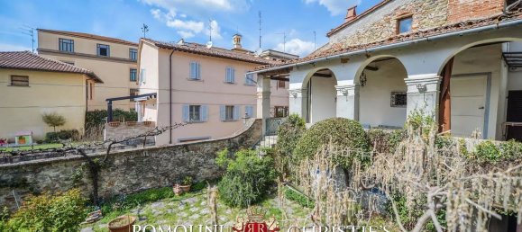 18 rooms Villa in Sansepolcro, Italy No. 129162 3