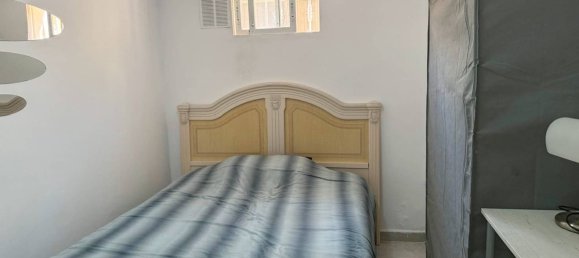 Apartamento de 4 dormitorios en Alicante, Spain No. 174688 15