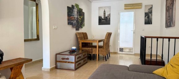 Apartamento de 4 dormitorios en Alicante, Spain No. 174688 4