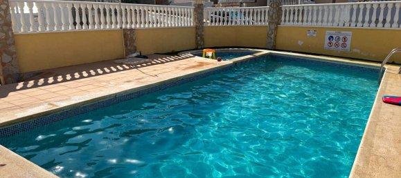 Apartamento de 4 dormitorios en Alicante, Spain No. 174688 27