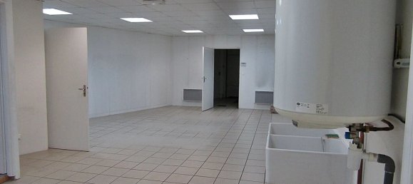 Imóvel comercial de 1 divisão em Saint-Die-des-Vosges, France N.º 92925 4