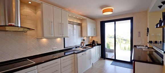 4 bedrooms Villa in Mijas Costa, Spain No. 9946 7