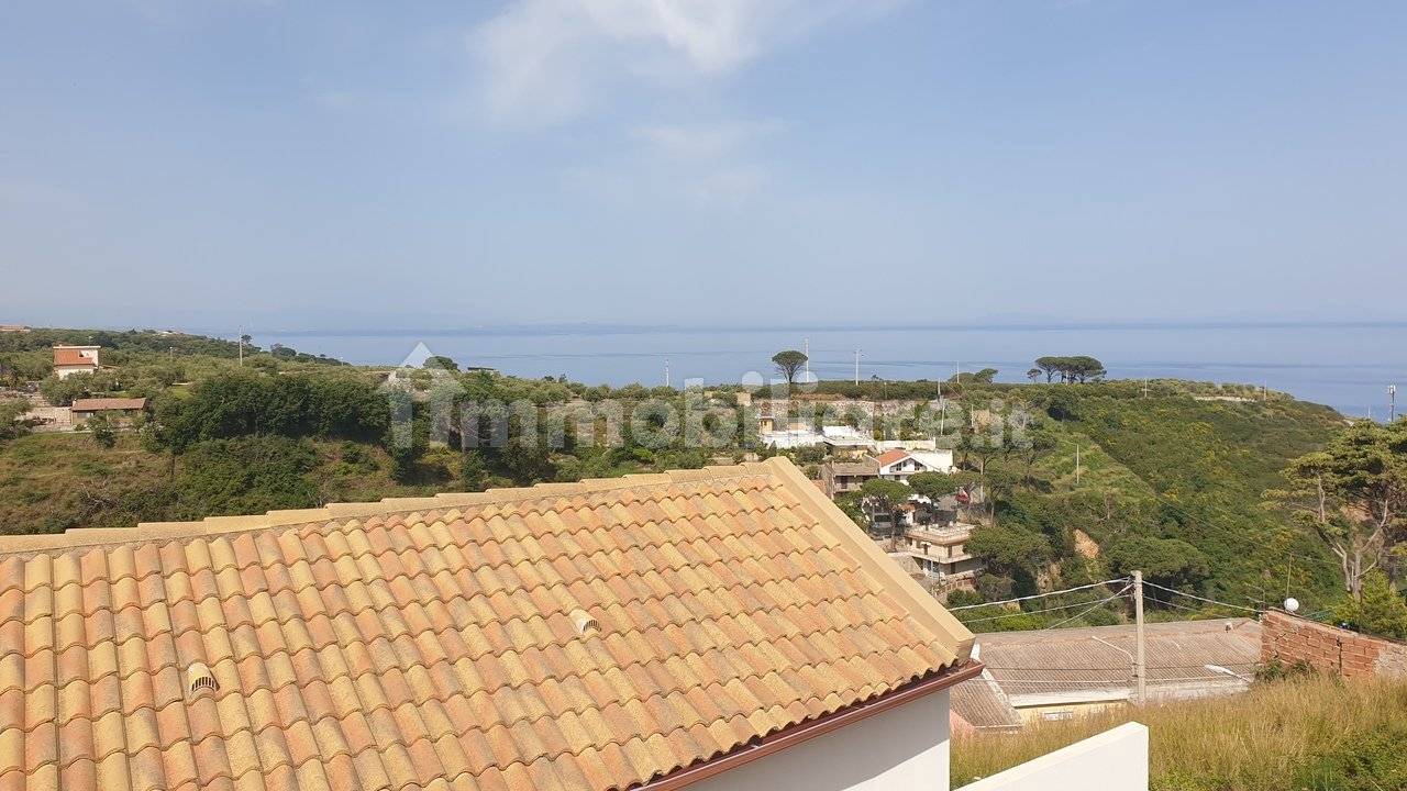 Вилла с 3 спальнями в Мессина, Италия № 52317