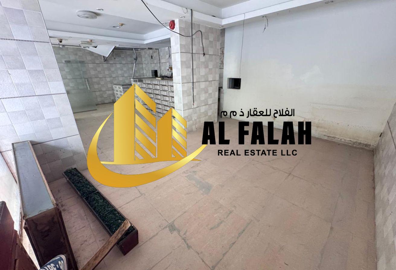 111m² Shop in Al Majaz, UAE No. 106487