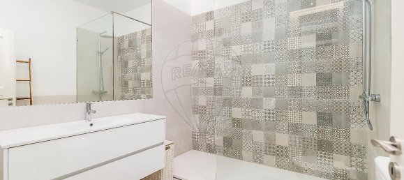 5 bedrooms Apartment in Lisbon, Portugal No. 114191 12