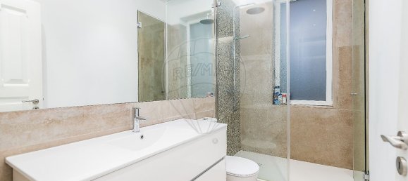 5 bedrooms Apartment in Lisbon, Portugal No. 114191 9