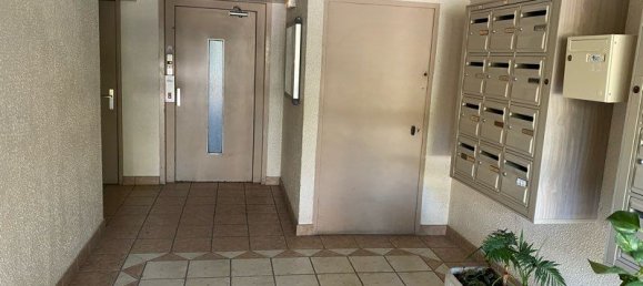 3 bedrooms Apartment in Salon-de-Provence, France No. 298462 3