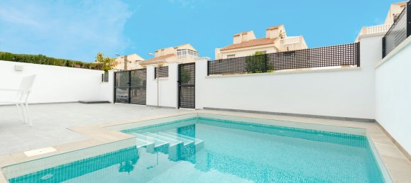 3 bedrooms Villa in Torrevieja, Spain No. 12519 4